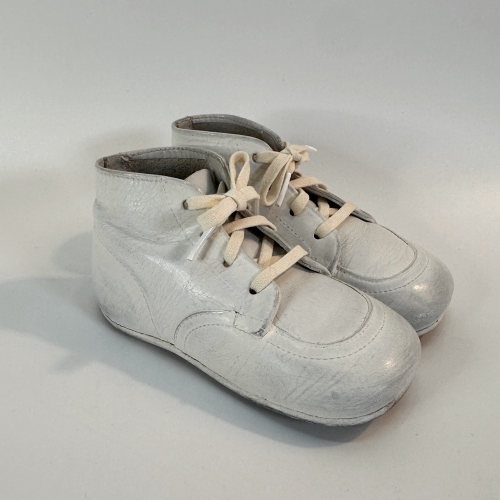 Vintage Ivory White Leather Crib Baby Walker Shoes